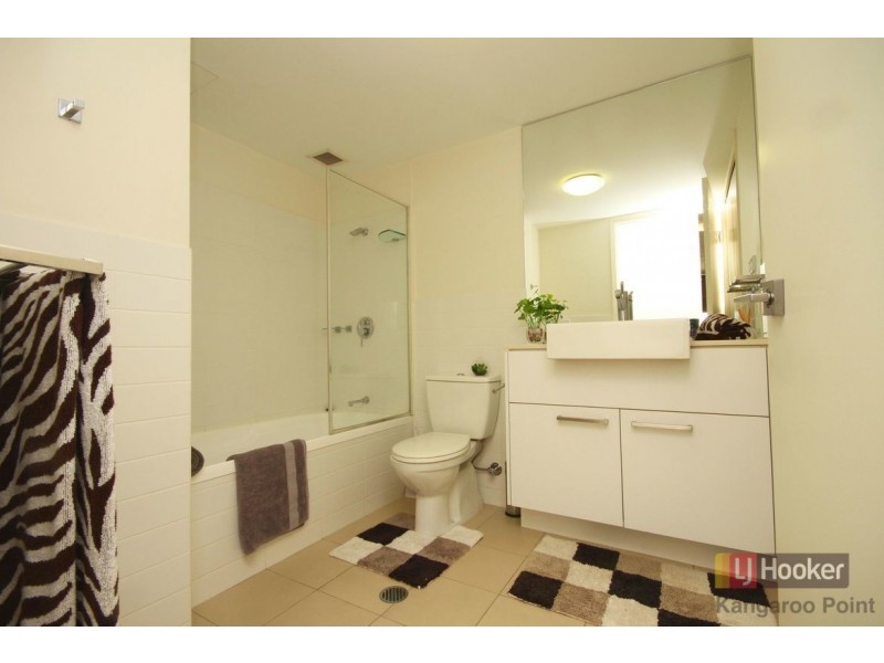 370/803 Stanley Street, Woolloongabba QLD 4102