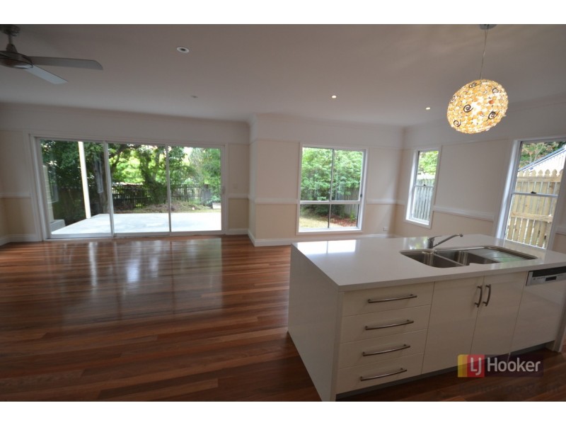 15 Ashfield Street, East Brisbane QLD 4169