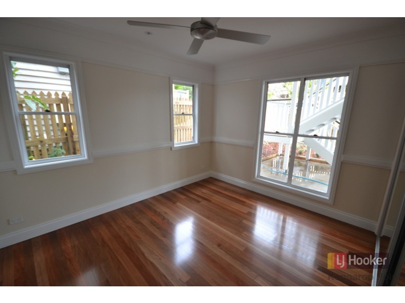 15 Ashfield Street, East Brisbane QLD 4169