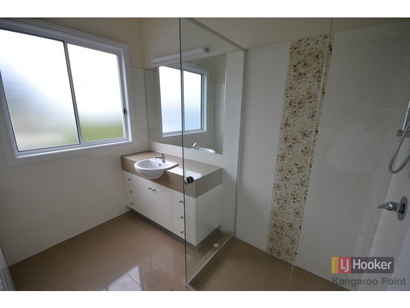 15 Ashfield Street, East Brisbane QLD 4169