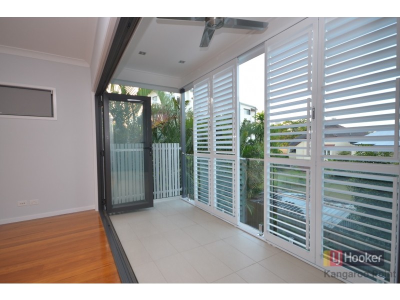 98 Bromley Street, Kangaroo Point QLD 4169