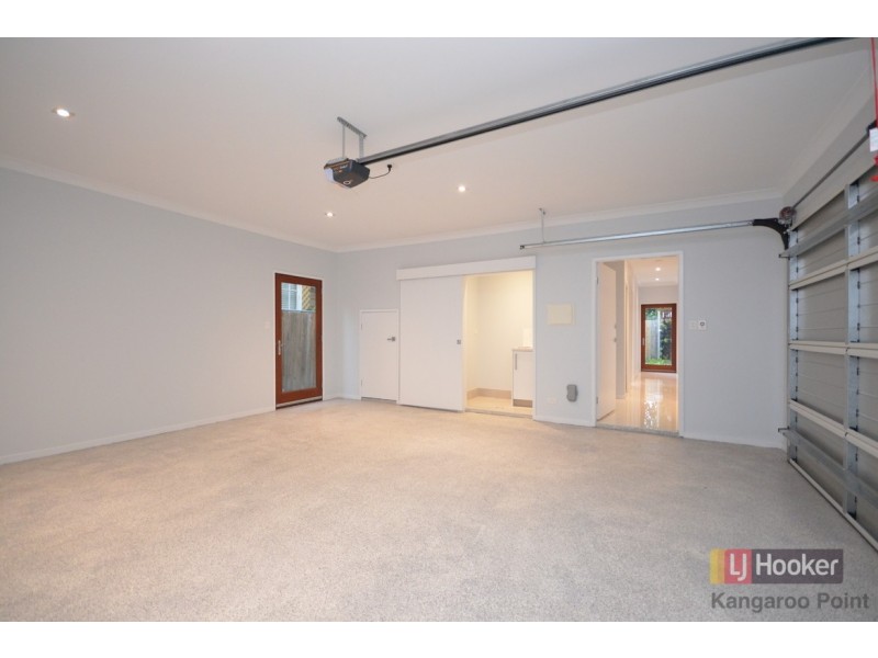98 Bromley Street, Kangaroo Point QLD 4169