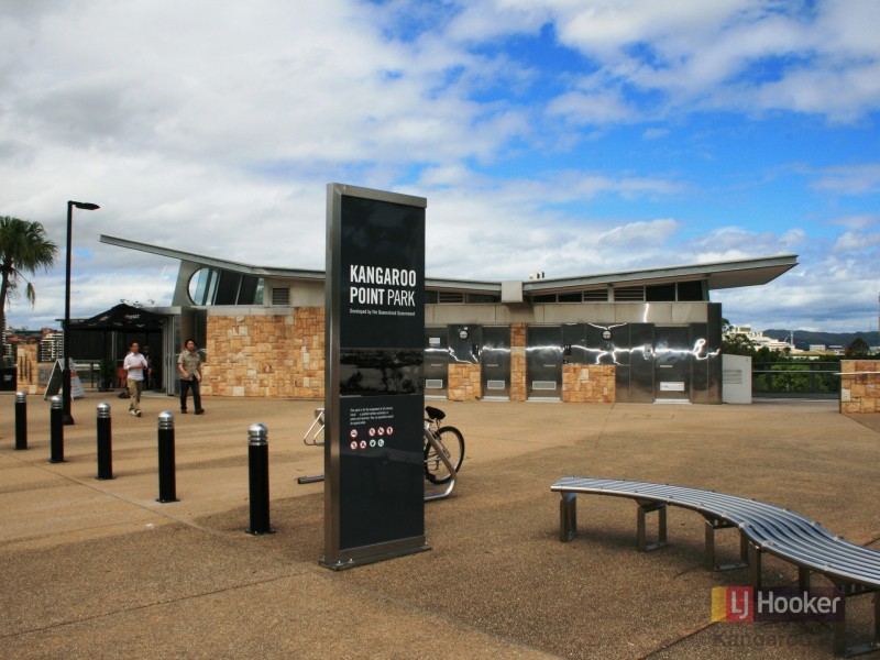 2/29 Bell Street, Kangaroo Point QLD 4169