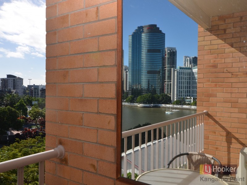302/355 Main Street, Kangaroo Point QLD 4169