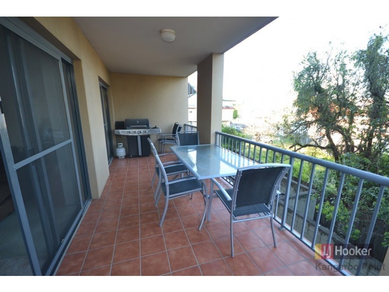 2/29 Bell Street, Kangaroo Point QLD 4169