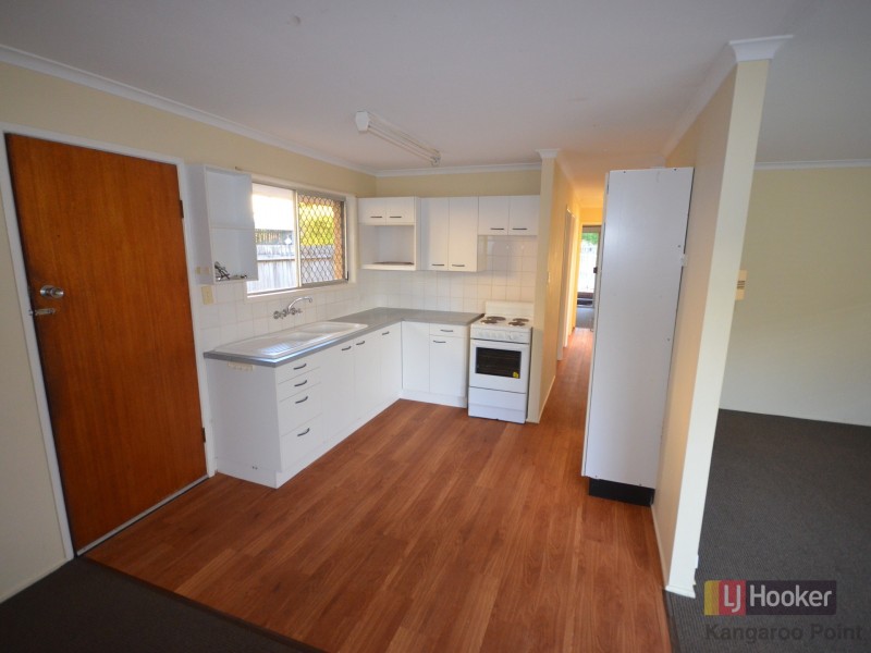 41 Macrossan Avenue, Norman Park QLD 4170