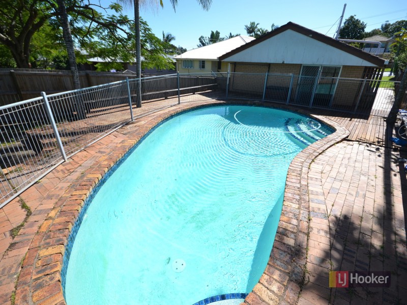 41 Macrossan Avenue, Norman Park QLD 4170