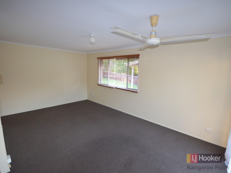 41 Macrossan Avenue, Norman Park QLD 4170