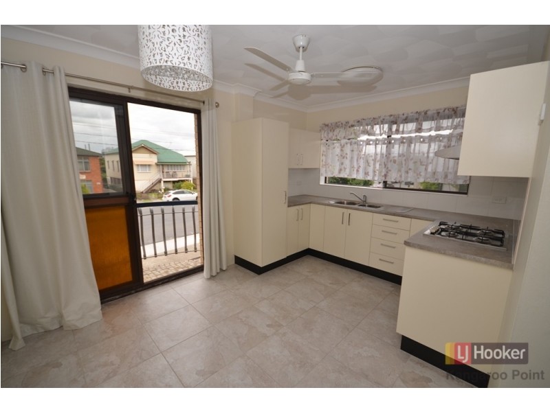 1/12 Carl Street, Woolloongabba QLD 4102