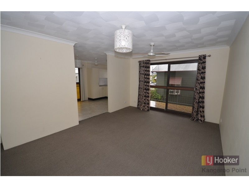 1/12 Carl Street, Woolloongabba QLD 4102
