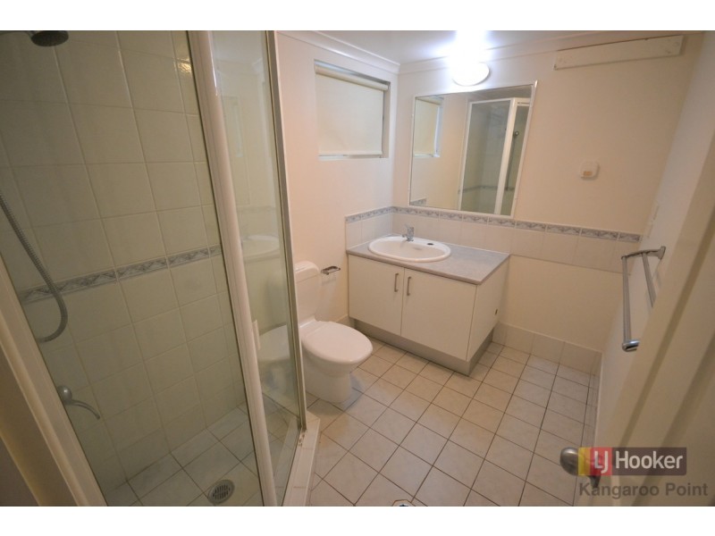 2/446 Main Street, Kangaroo Point QLD 4169