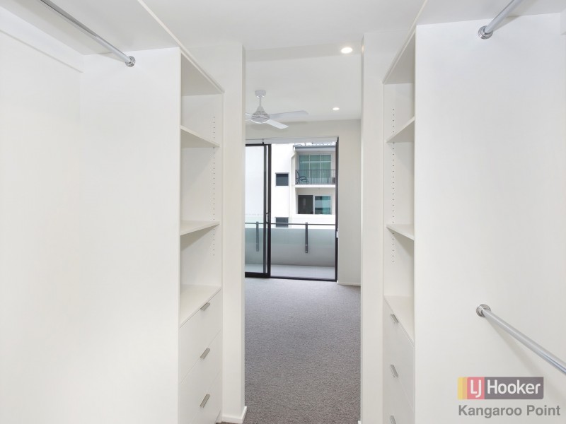 415/36 Anglesey Street, Kangaroo Point QLD 4169