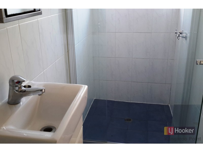 16/89 Thorn Street, Kangaroo Point QLD 4169