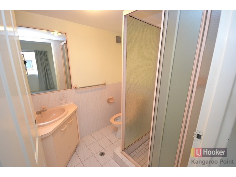 2/27 Haig Street, Coorparoo QLD 4151