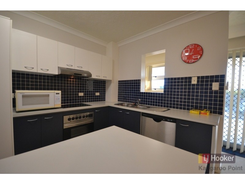 2/19 Thorn Street, Kangaroo Point QLD 4169