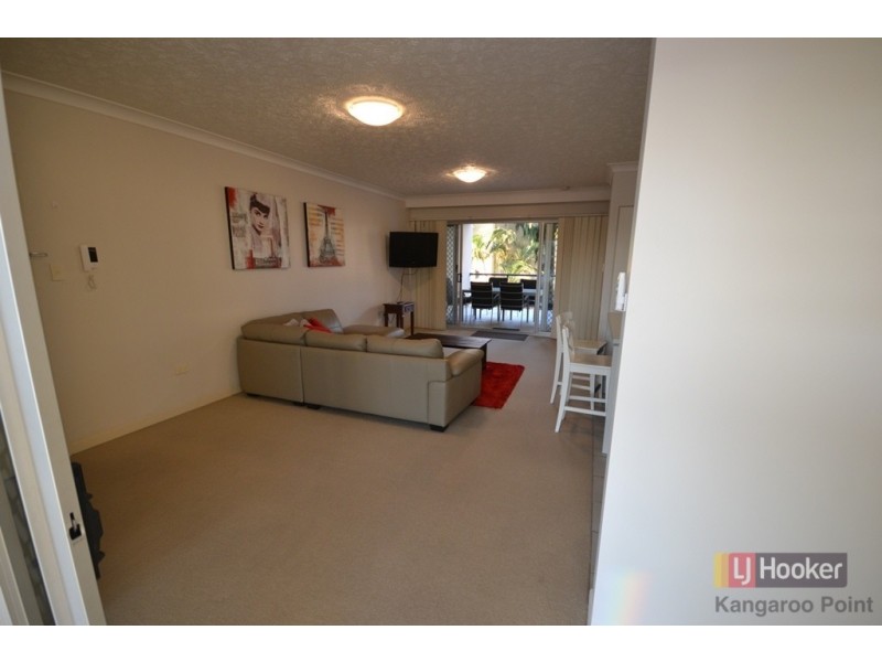 2/19 Thorn Street, Kangaroo Point QLD 4169