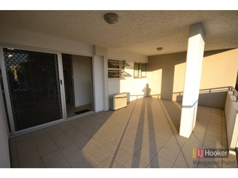 2/19 Thorn Street, Kangaroo Point QLD 4169
