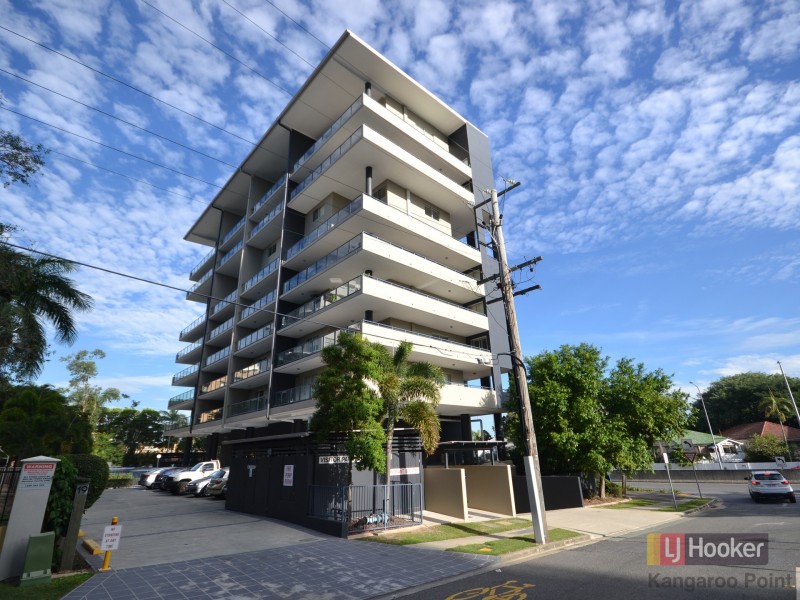 2/19 Thorn Street, Kangaroo Point QLD 4169