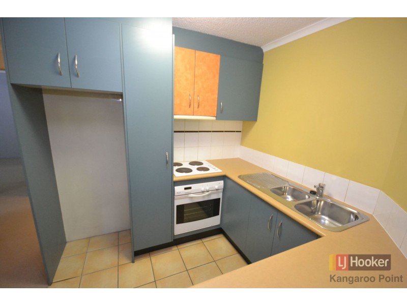 16/219 Wellington Road, Kangaroo Point QLD 4169