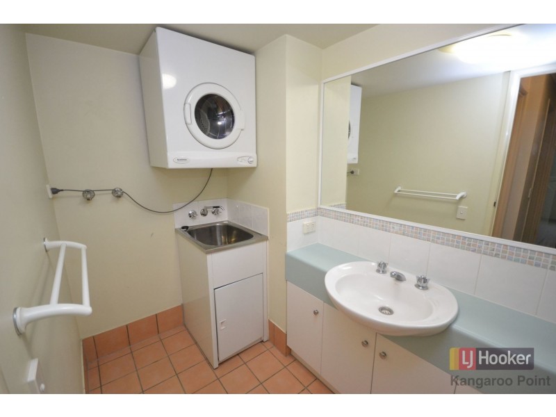 16/219 Wellington Road, Kangaroo Point QLD 4169