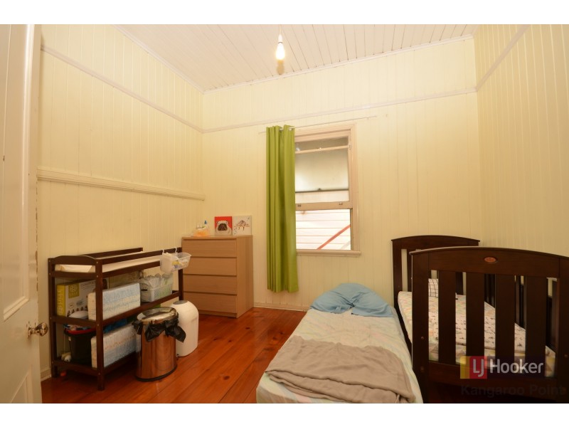 12 Norman Street, East Brisbane QLD 4169