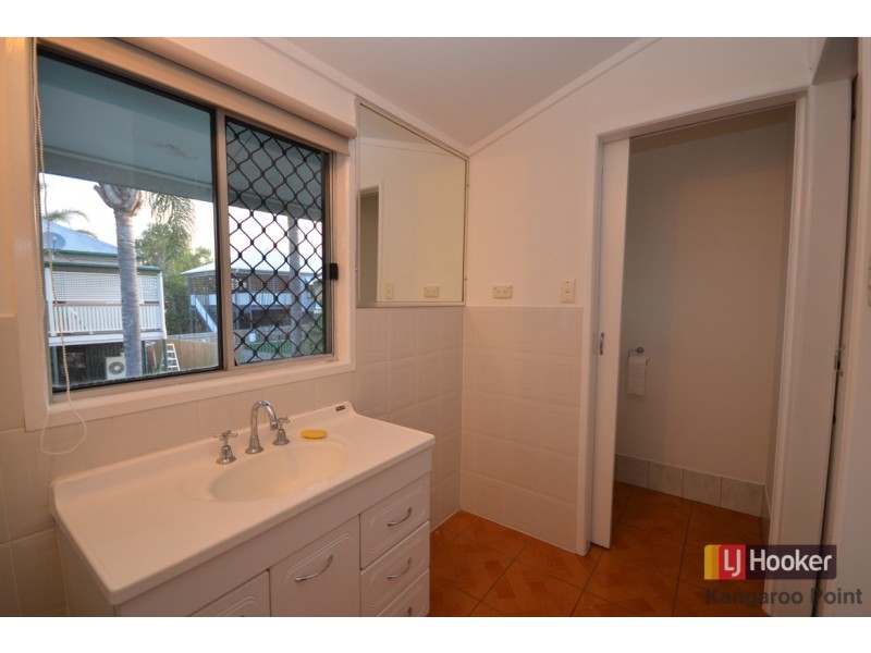 45 Deshon Street, Woolloongabba QLD 4102