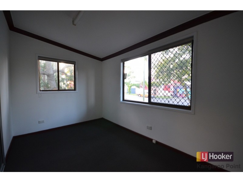 45 Deshon Street, Woolloongabba QLD 4102