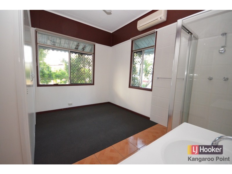 45 Deshon Street, Woolloongabba QLD 4102