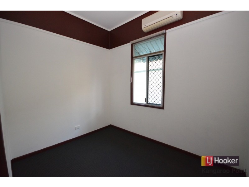 45 Deshon Street, Woolloongabba QLD 4102