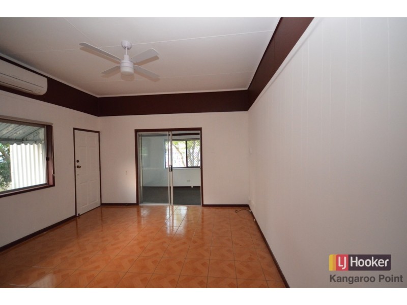 45 Deshon Street, Woolloongabba QLD 4102