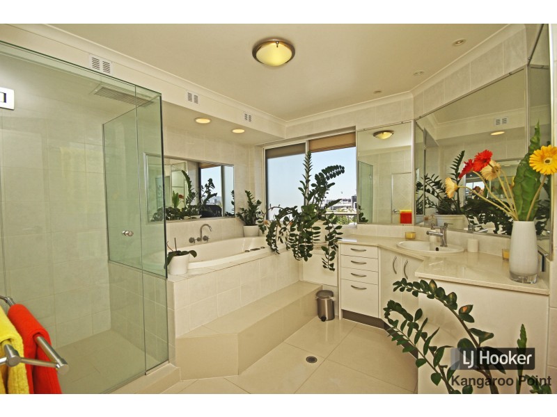 35/89 Thorn Street, Kangaroo Point QLD 4169