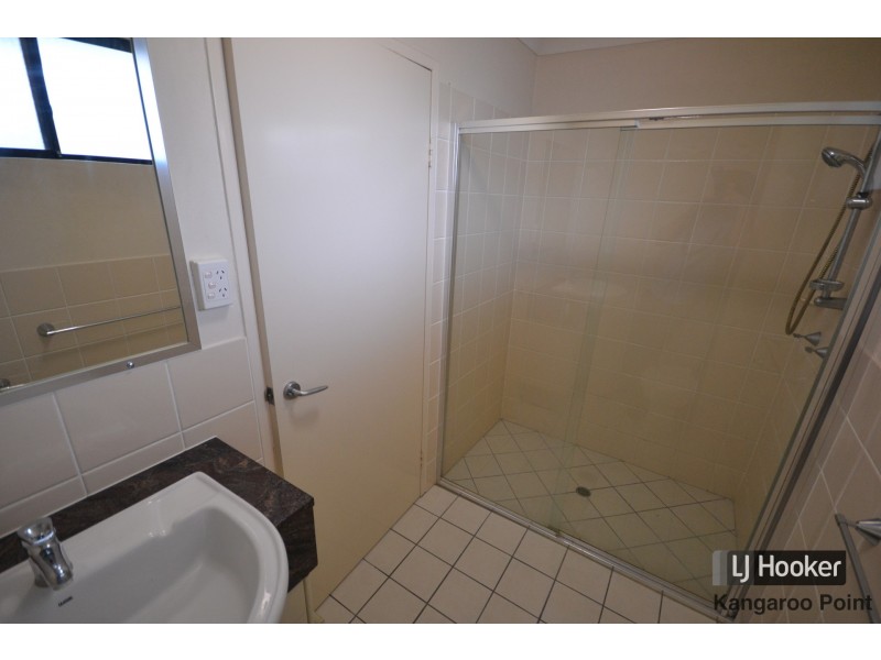 8/15 Eskgrove Street, East Brisbane QLD 4169