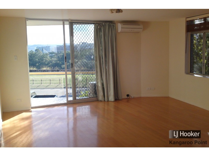 3/132 River Terrace, Kangaroo Point QLD 4169