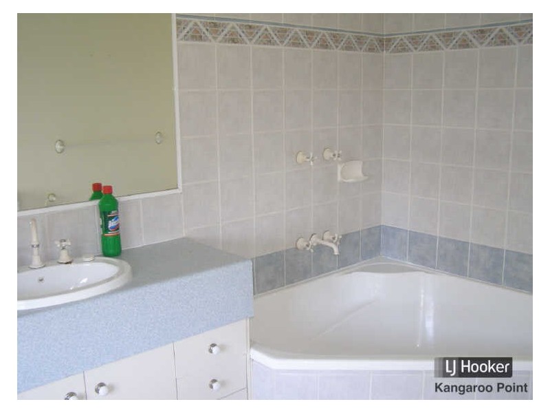 40 Roseglen Street, Greenslopes QLD 4120