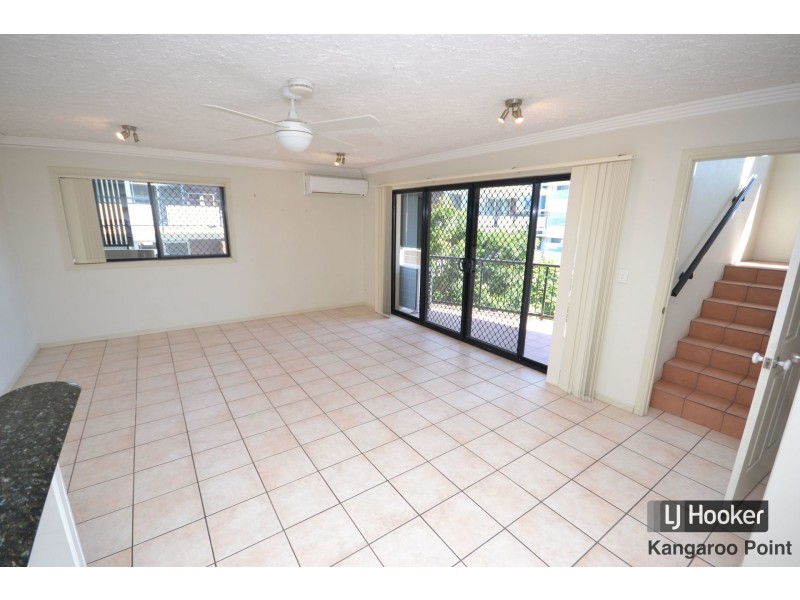12/240 Wellington Road, Kangaroo Point QLD 4169