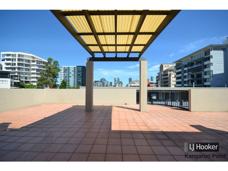 12/240 Wellington Road, Kangaroo Point QLD 4169