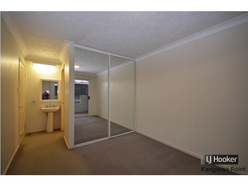 9/239 Shafston Avenue, Kangaroo Point QLD 4169