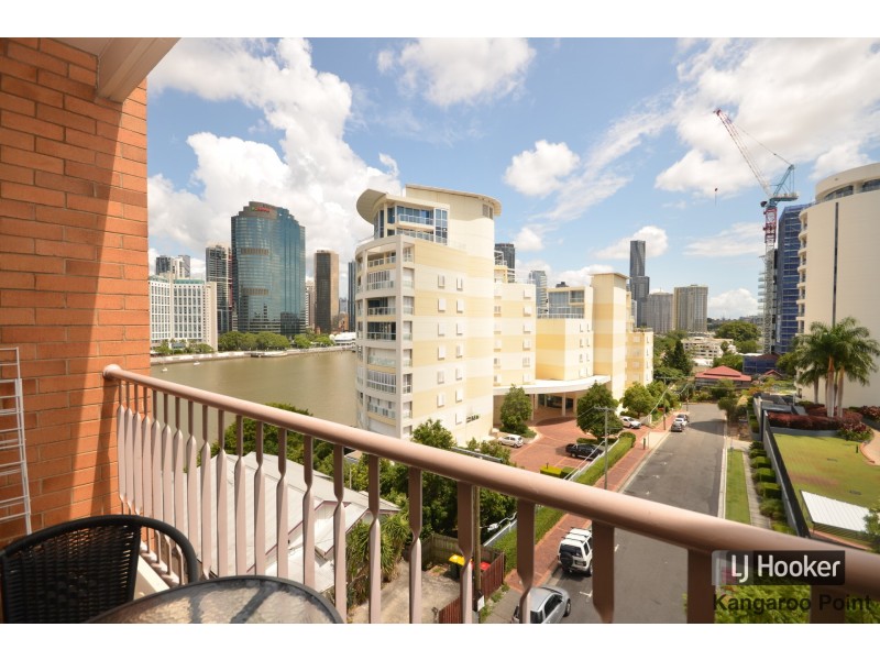 402/355 Main Street, Kangaroo Point QLD 4169