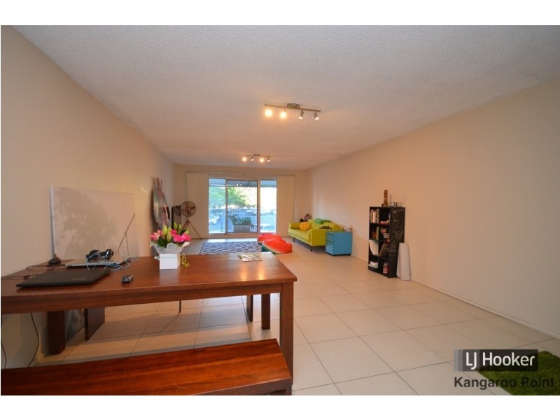 1/34 Park Avenue, Kangaroo Point QLD 4169