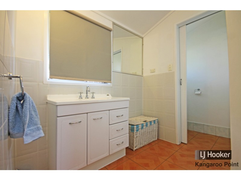 45 Deshon Street, Woolloongabba QLD 4102