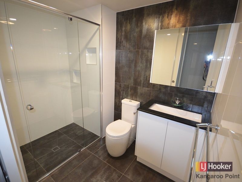 17/450 Main Street, Kangaroo Point QLD 4169