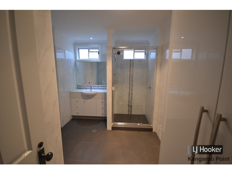 15 Ashfield Street, East Brisbane QLD 4169