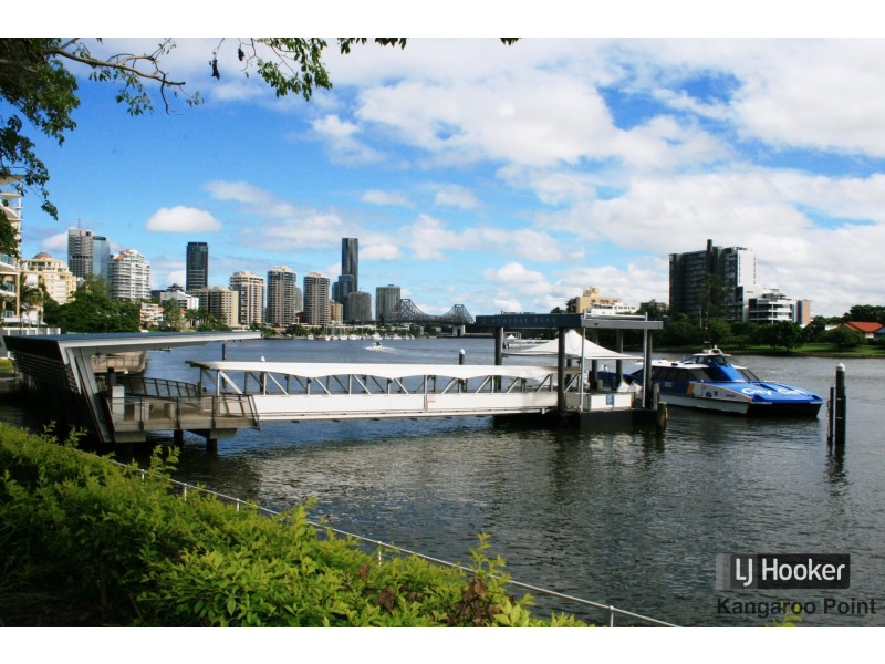 11 Eskgrove Street, East Brisbane QLD 4169