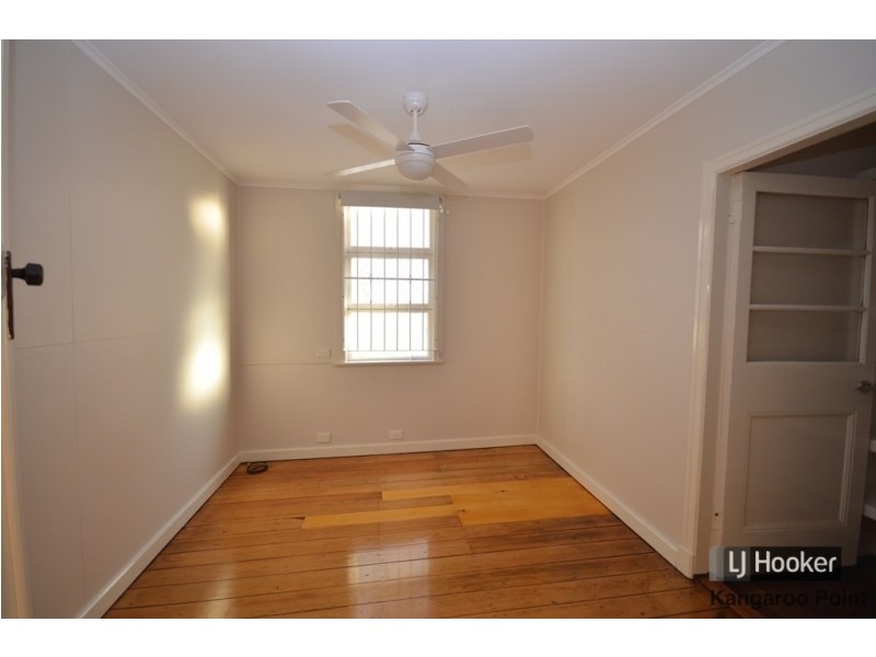 33 Rosina Street, Kangaroo Point QLD 4169