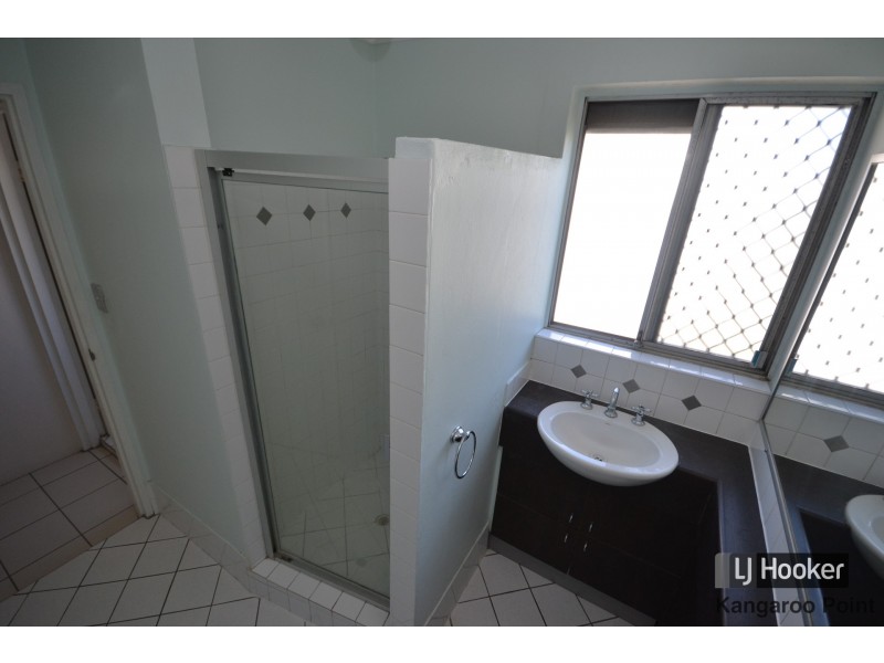 1/83 Linton Street, Kangaroo Point QLD 4169