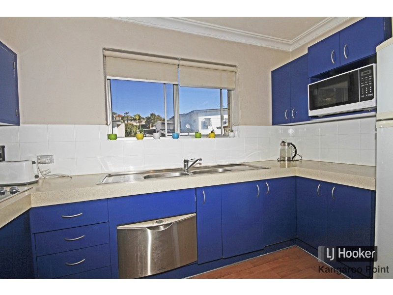 2/27 Thorpe Street, Balmoral QLD 4171