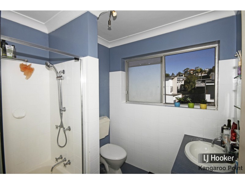 2/27 Thorpe Street, Balmoral QLD 4171