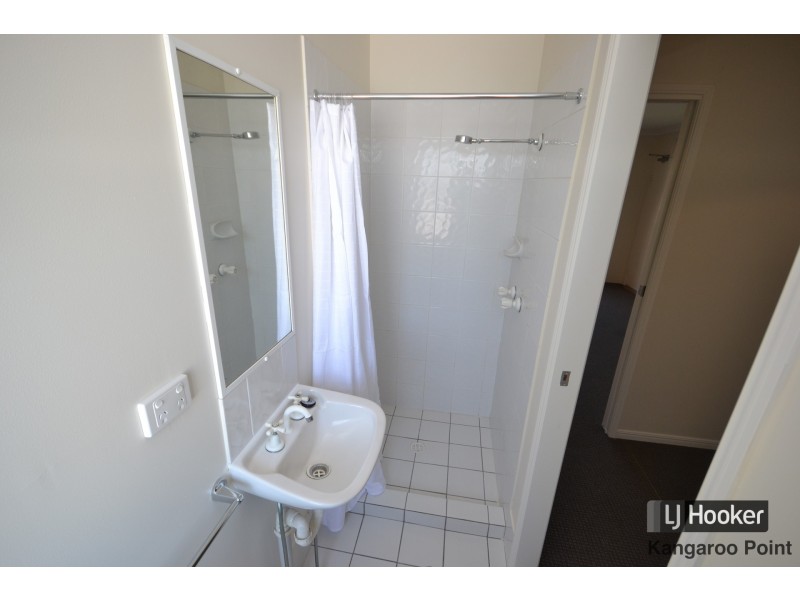 11/27 Princess Street, Kangaroo Point QLD 4169