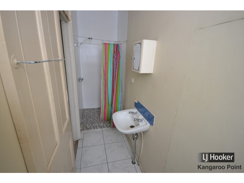 1/11 Duke Street, Annerley QLD 4103