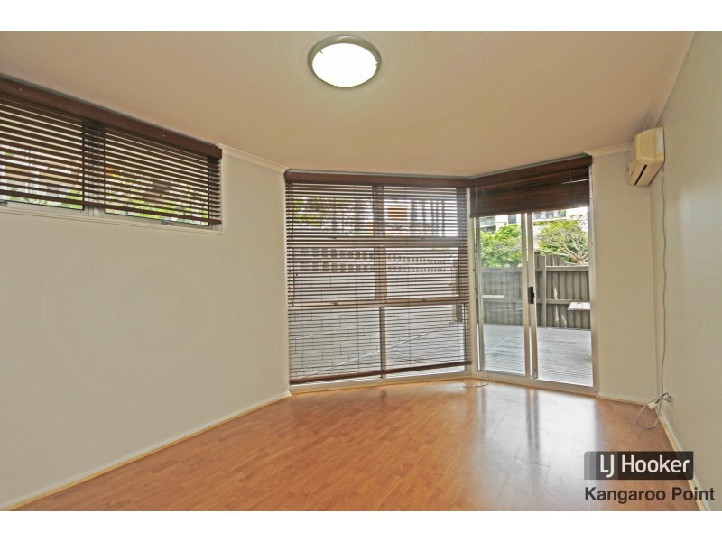 2/55 Thorn Street, Kangaroo Point QLD 4169